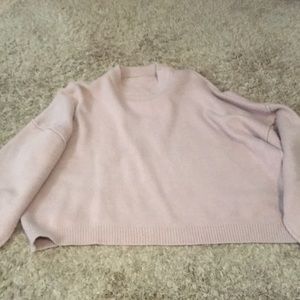 Crop top sweater with mid way length sleeves